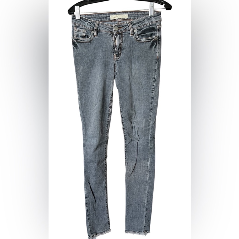 M2f Gray Skinny Jeans with relaxed distressed fit